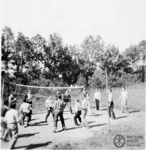 Society volleyball, 1945