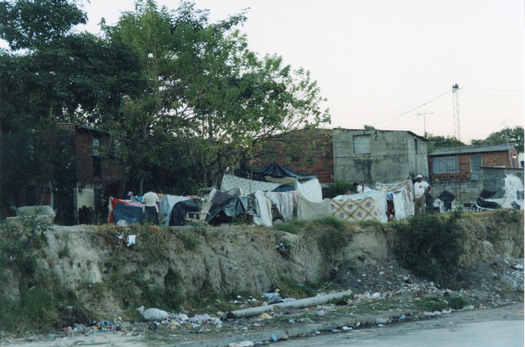 Temporary housing in El Salvador after the 2001 Earthquake, 2001